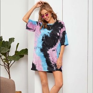 Tie Dye OverSized Graphic Tee